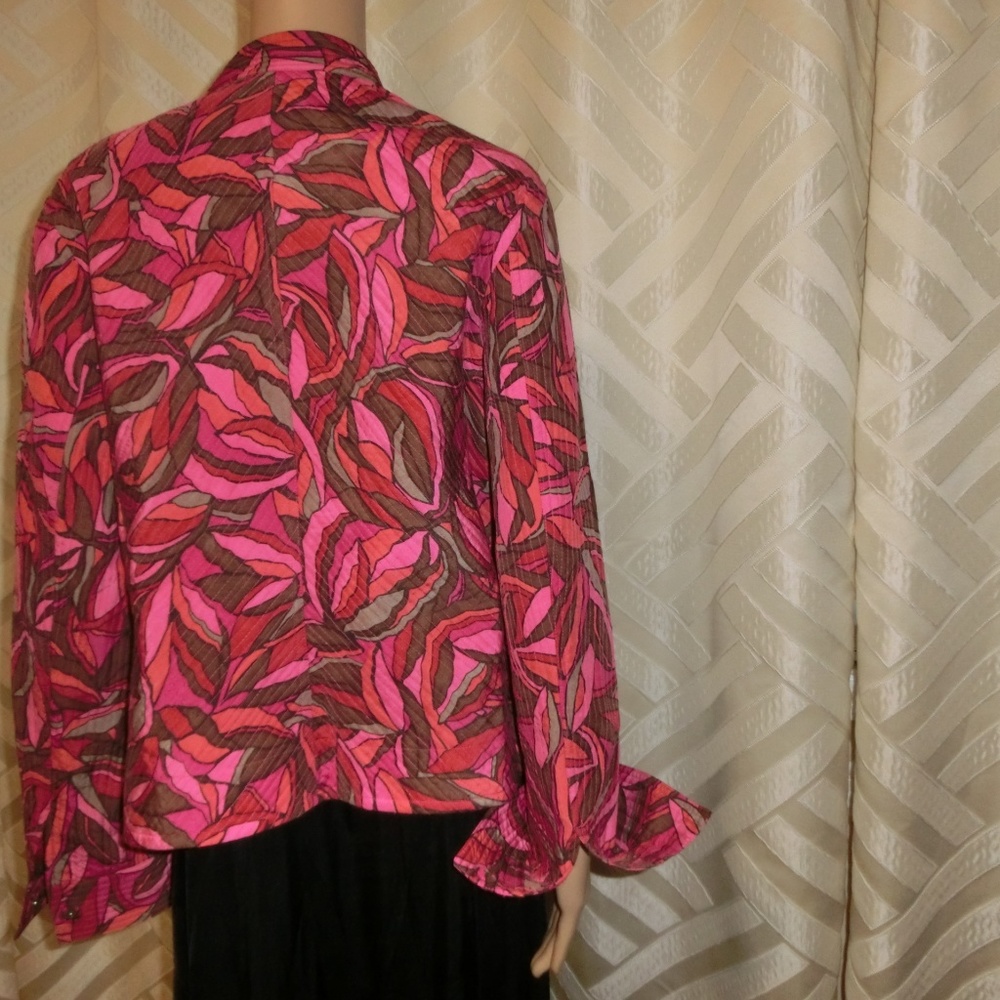 Abstract Sports Jacket - Picture 6 of 7